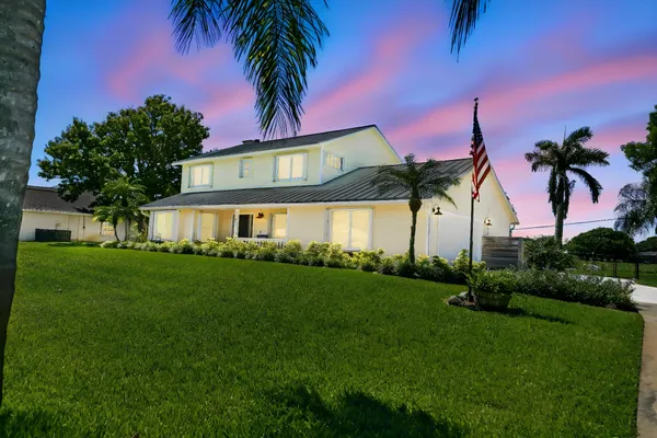 1401 MALLARD CT