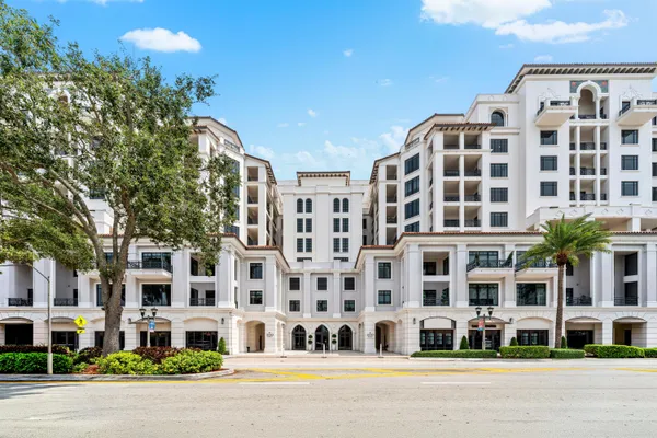 200 E PALMETTO PARK RD 404