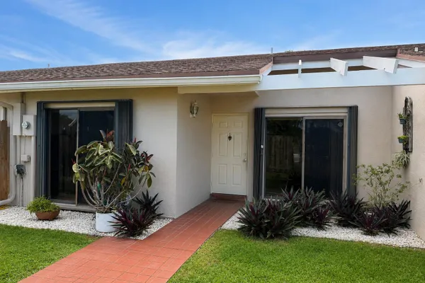 1013 NW 53RD ST
