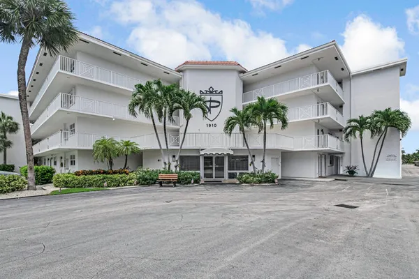 1910 S OCEAN BLVD 112