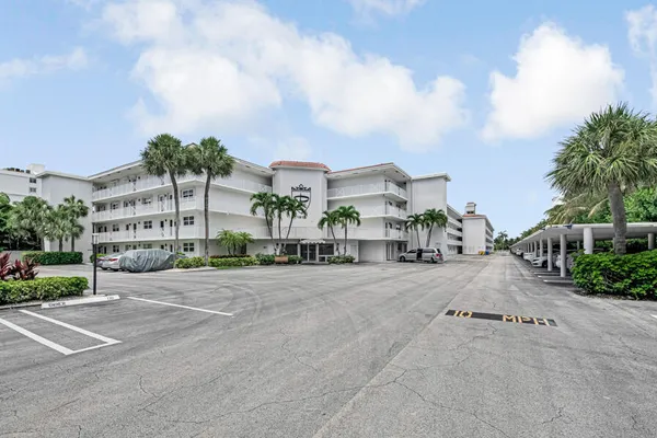 1910 S OCEAN BLVD 112