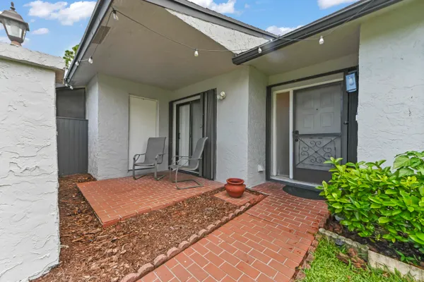 84 CONASKONK CIR