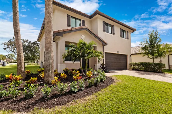 4846 POND PINE WAY