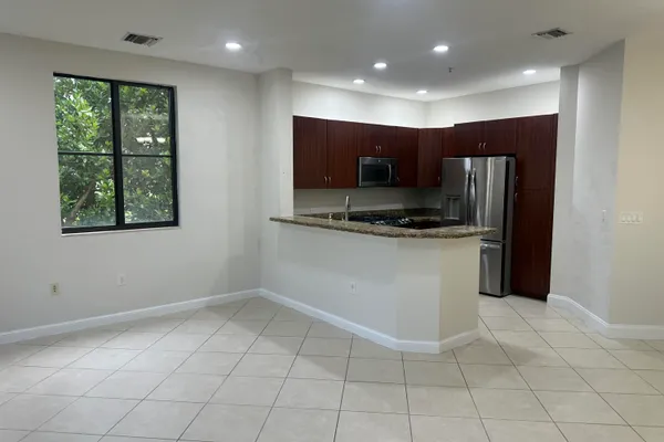3020 NW 125TH AVE 315