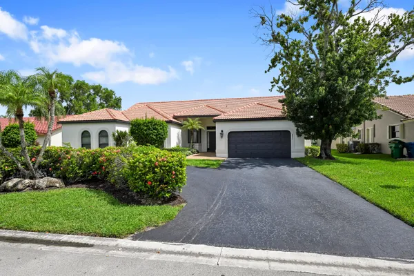 8571 NW 53RD CT