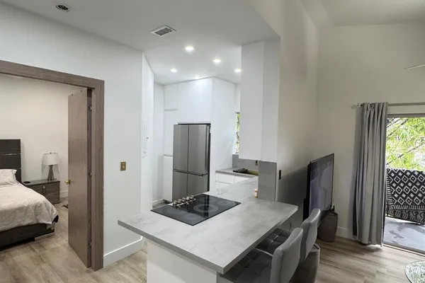 2331 NW 96TH TER 17H
