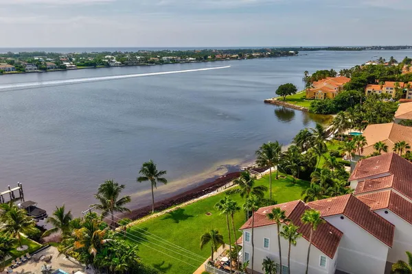 116 OCEAN CAY WAY