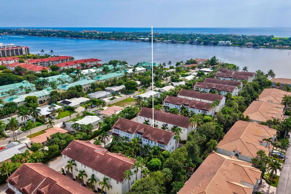 116 OCEAN CAY WAY