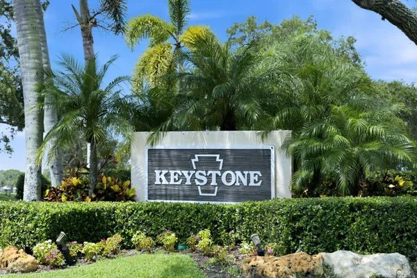 1141 KEYSTONE DR C