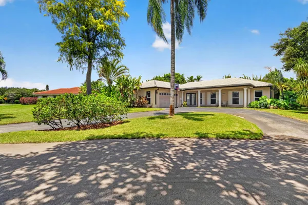 9404 NW 37TH CT
