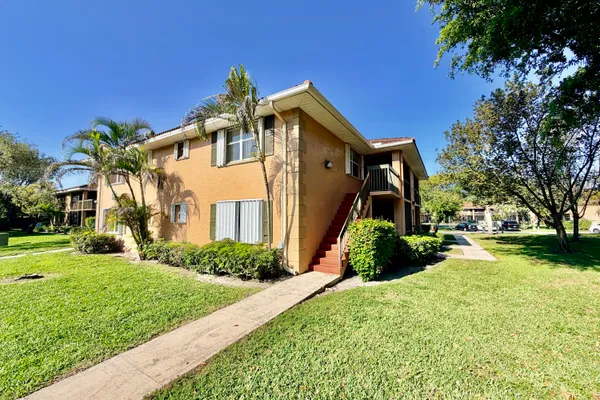 741 NW 104TH AVE 203
