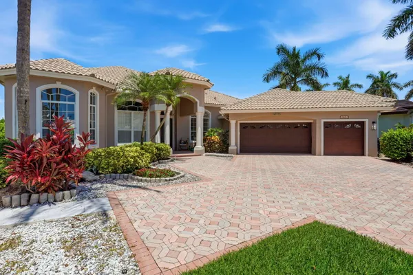 21653 MARIGOT DR