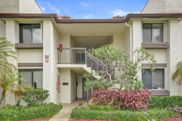 9361 SW 23RD ST 3203