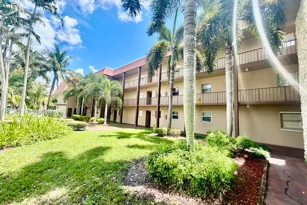 120 SPARROW DR 115