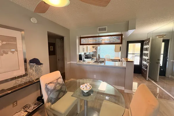 3211 WESTRIDGE BLVD 202