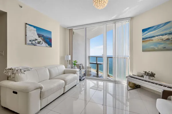 16699 COLLINS AVE 3509