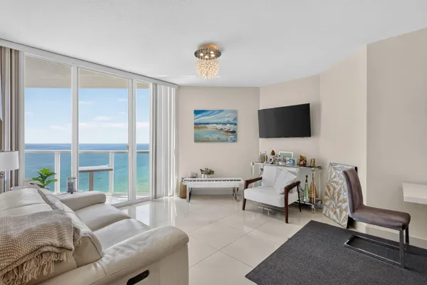 16699 COLLINS AVE 3509