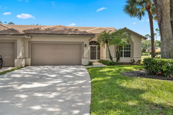 7372 ROCKBRIDGE CIR 7372