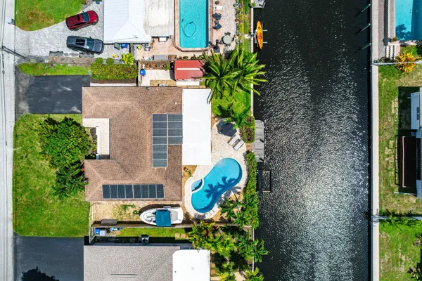 1620 SW 4TH AVE