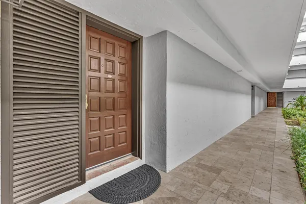23200 CAMINO DEL MAR 106