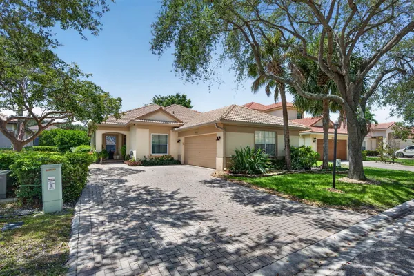 11026 NW 62ND CT