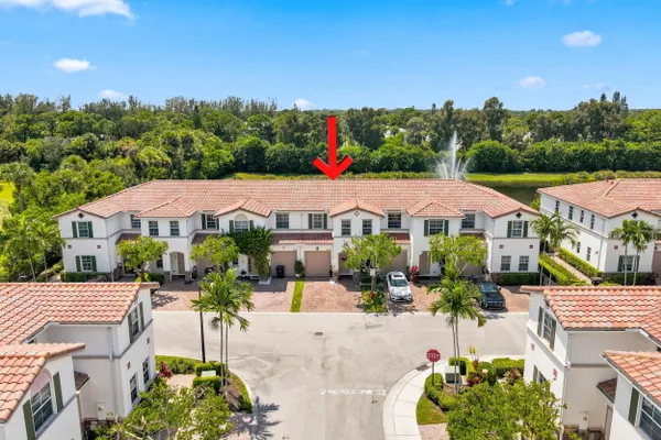 4585 TARA COVE WAY