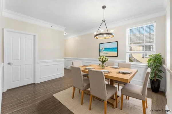 276 MURCIA DR 301