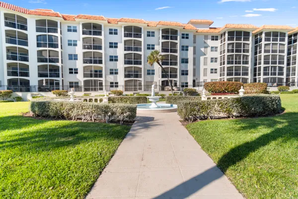 2871 N OCEAN BLVD C123