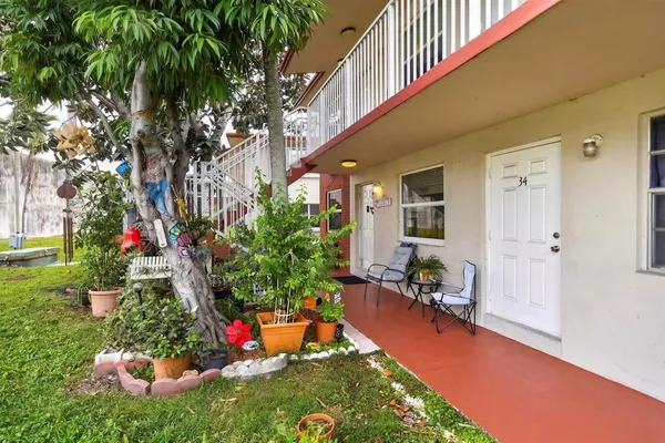 2918 FUNSTON ST 35B