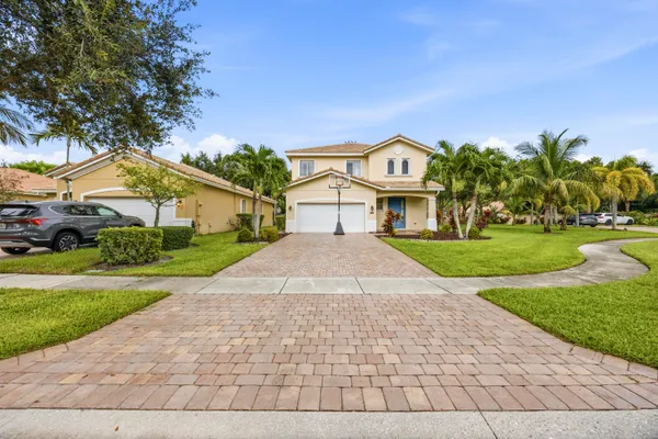 8462 LYONS RANCHES RD