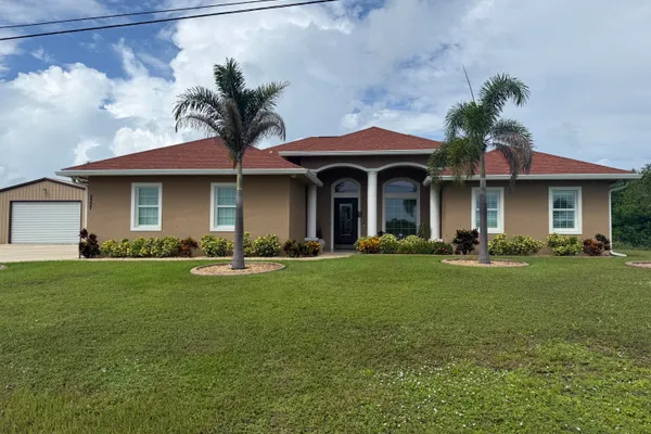 5327 N OLD DIXIE HWY