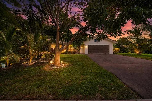 4203 NW 75TH AVE