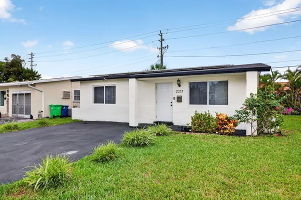 2333 NW 82ND WAY