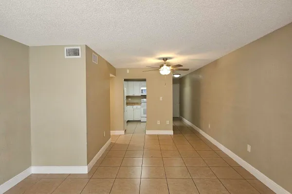 4324 NW 9TH AVE 6-1C