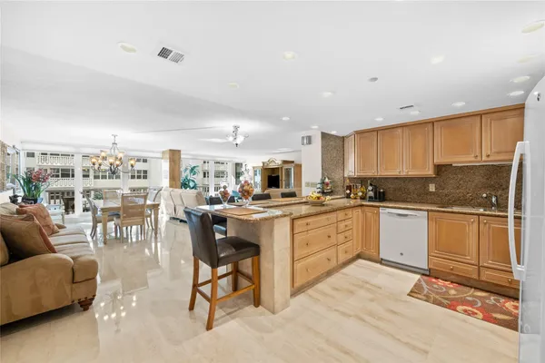 4020 GALT OCEAN DR 808