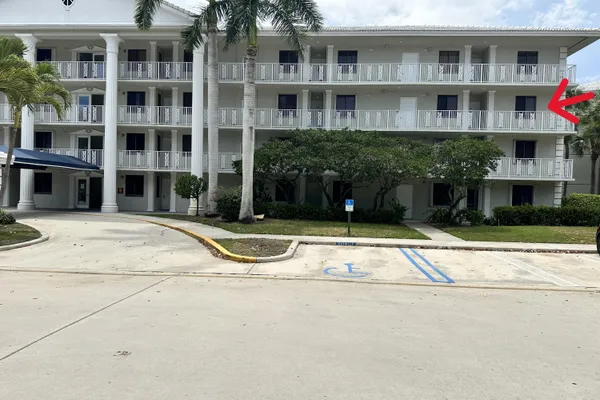 2761 VILLAGE BLVD 306