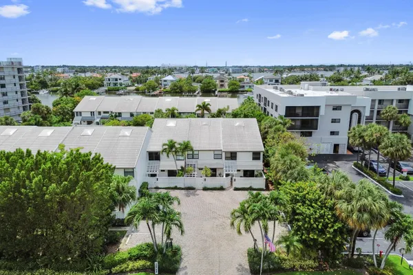 3543 S OCEAN BLVD 111