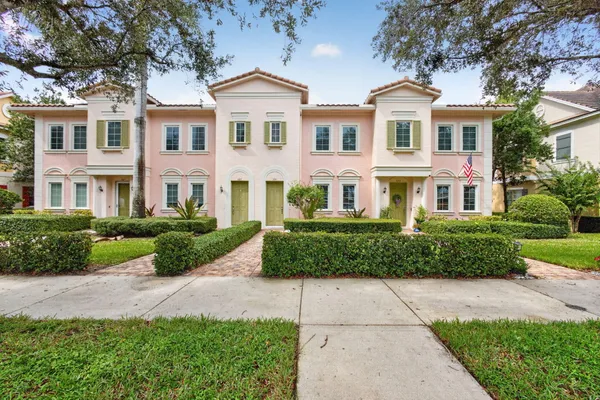 599 DAKOTA DR
