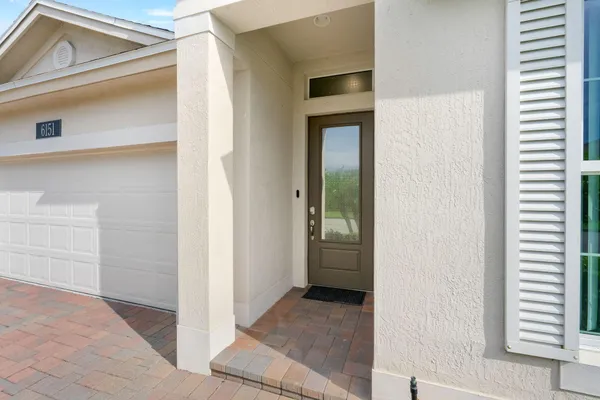 6151 BELLA ROSA LN