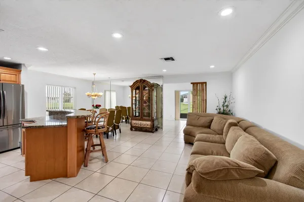 6049 DUSENBURG RD