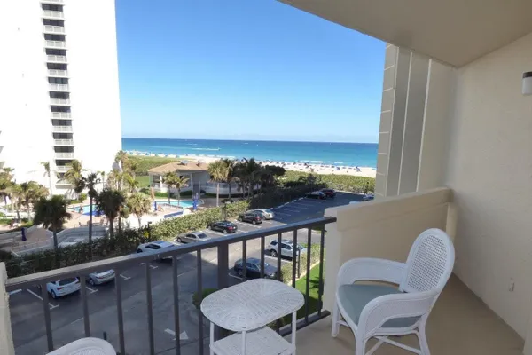 2800 N OCEAN DR B-5C