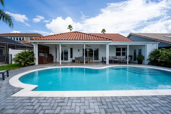 12657 WHITE CORAL DR