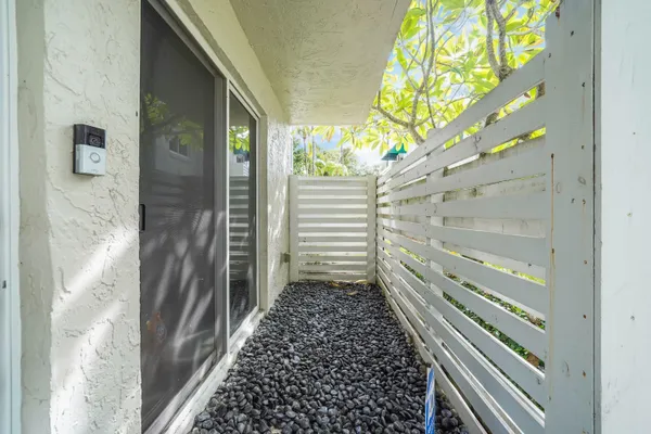557 NW 97TH AVE