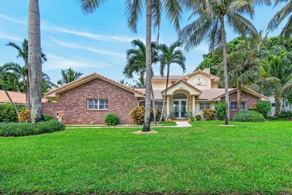 841 ANCHORAGE DR