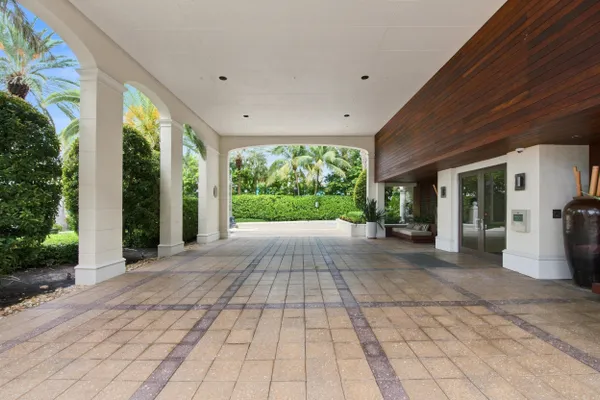 155 OCEAN AVE 502