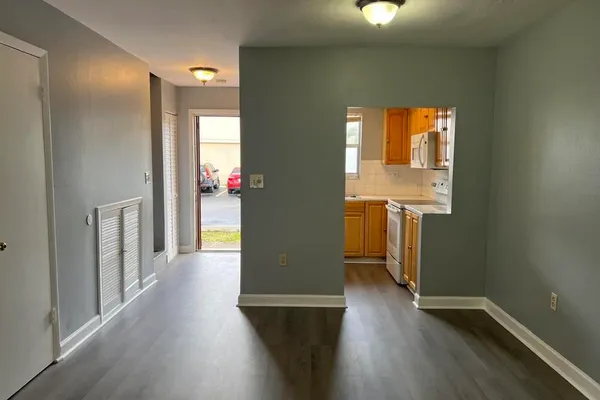 20 SW 108TH AVE F4