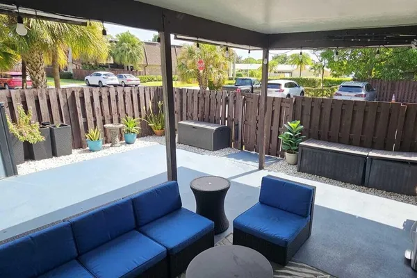 2492 NW 99TH AVE