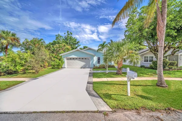 4775 BROOK DR