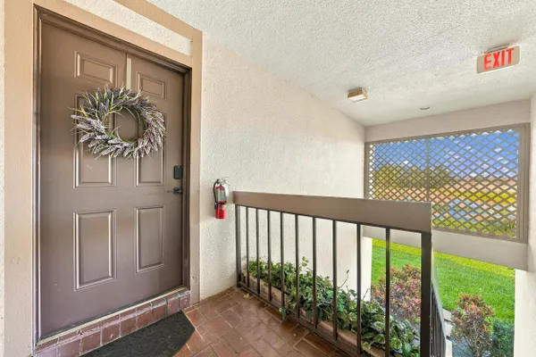 1111 DUNCAN CIR 202