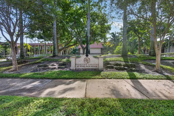 120 SPARROW DR 304
